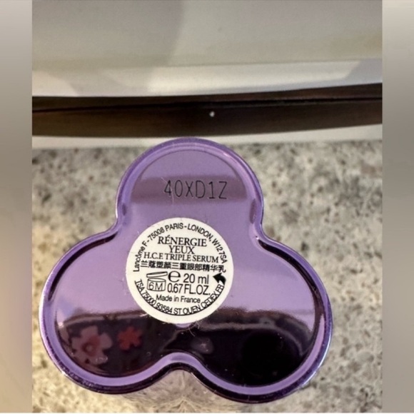 Lancôme's Rénergie H.C.F. Anti-Aging Triple Eye Serum 20ml - Picture 7 of 8